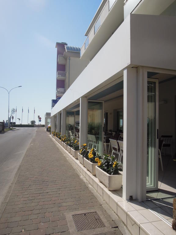 Hotel Benvenuto Caorle Exterior photo